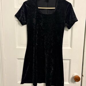 HANA Vintage Crushed Black Velvet Mini Dress